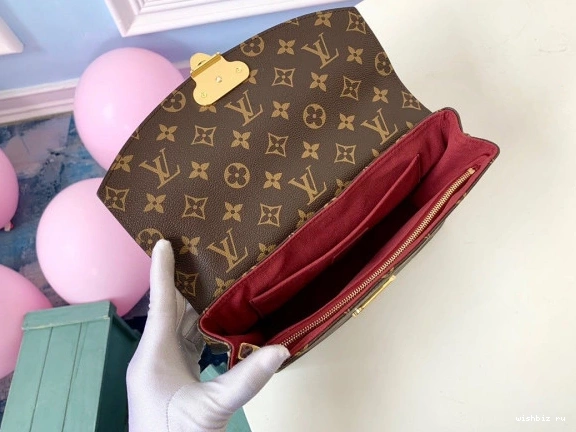 WIS LOUIS SAINT-PLACIDE VUITTON 0130